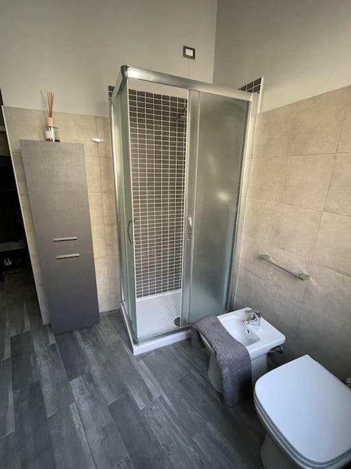 Apartment Duomo Walking Distancemodern Flat With Free Wifi *