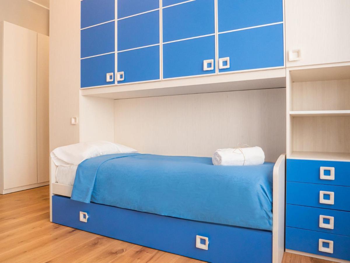 The Rent - Lovely Two-bedroom Near Bocconi Apartment *