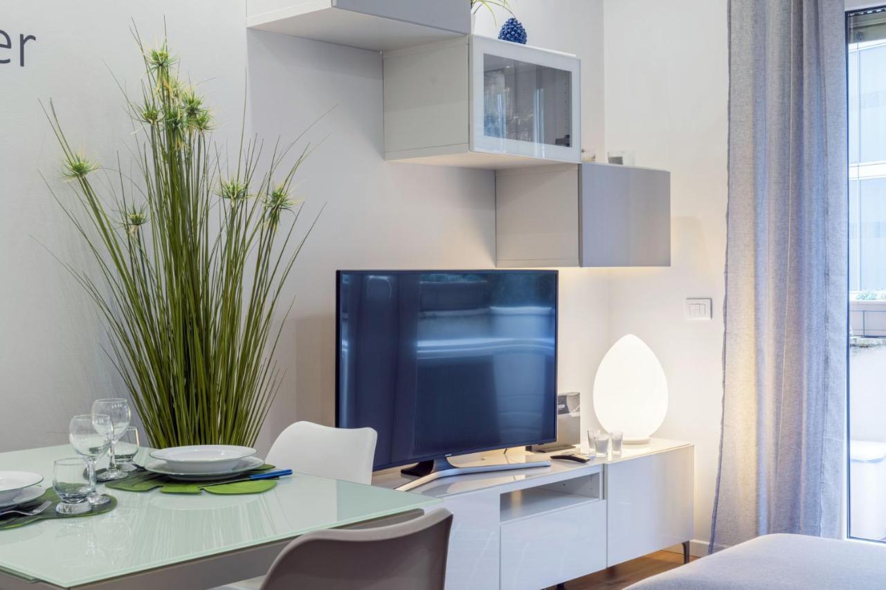 Easylife: Modern Trilocale In Gioia-porta Nuova Apartment Milan