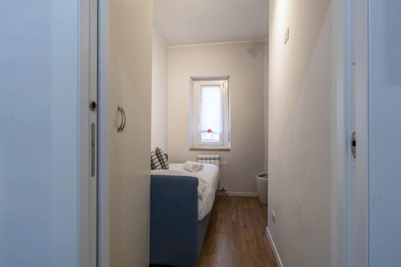 Apartment Easylife: Modern Trilocale In Gioia-porta Nuova