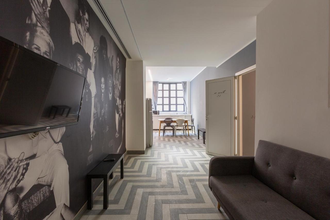 Armani House, Superior In Center Apartment *