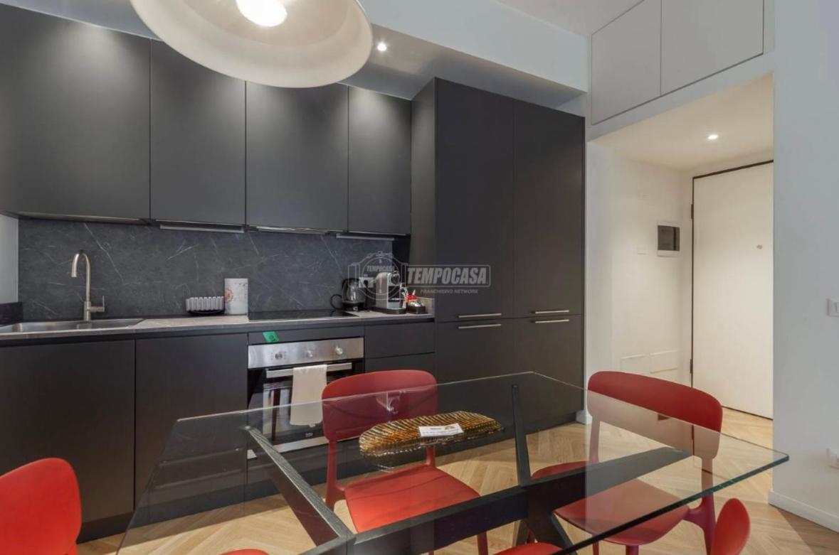Milano: Incantevole In Pieno Centro - Fancy Yellow Apartamento