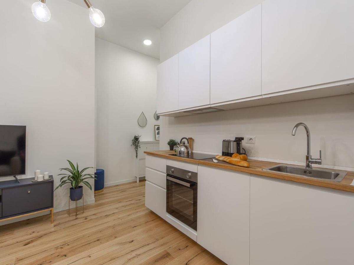 The Rent - Stylish One-bedroom In Corso Di Porta Vittoria * Milão