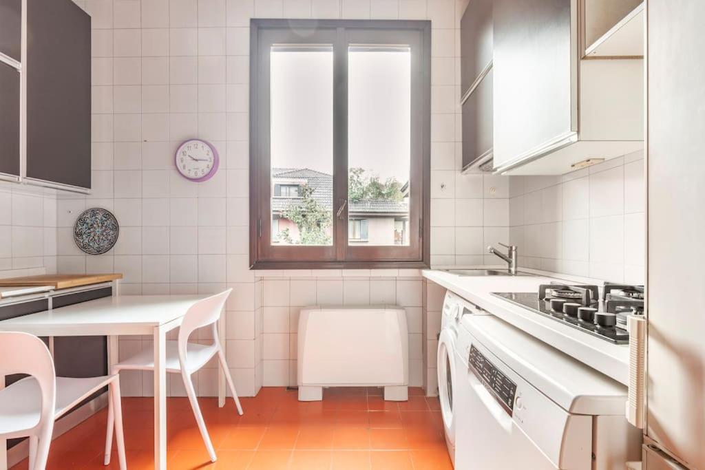 Apartment San Siro Stadium Rho Fair Pool Garden Wifi Milan