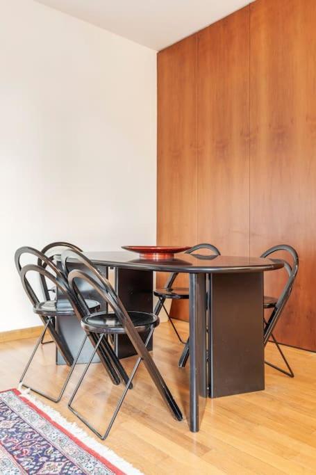 Apartment San Siro Stadium Rho Fair Pool Garden Wifi Milan