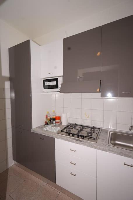 Apartment Cir 015146-cni-01484 Milan