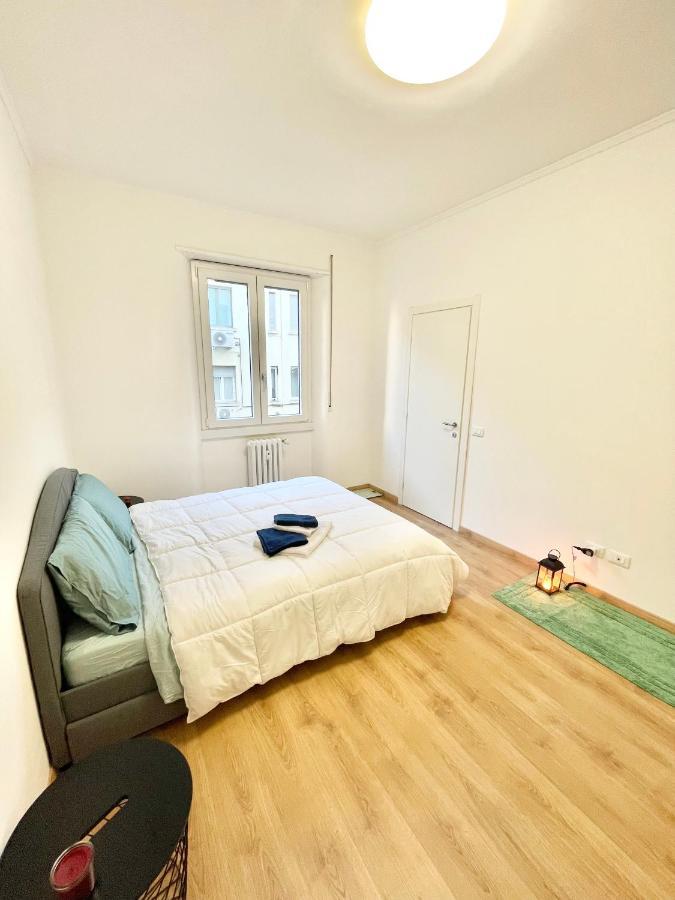 Camera Con Bagno Privato Interno - Zona Bocconi Milano