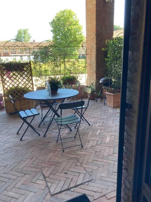 Apartment Naviglio Grande In Milan