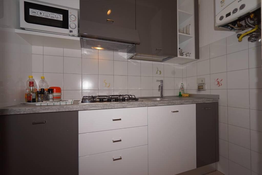 Cir 015146-cni-01484 * Milan