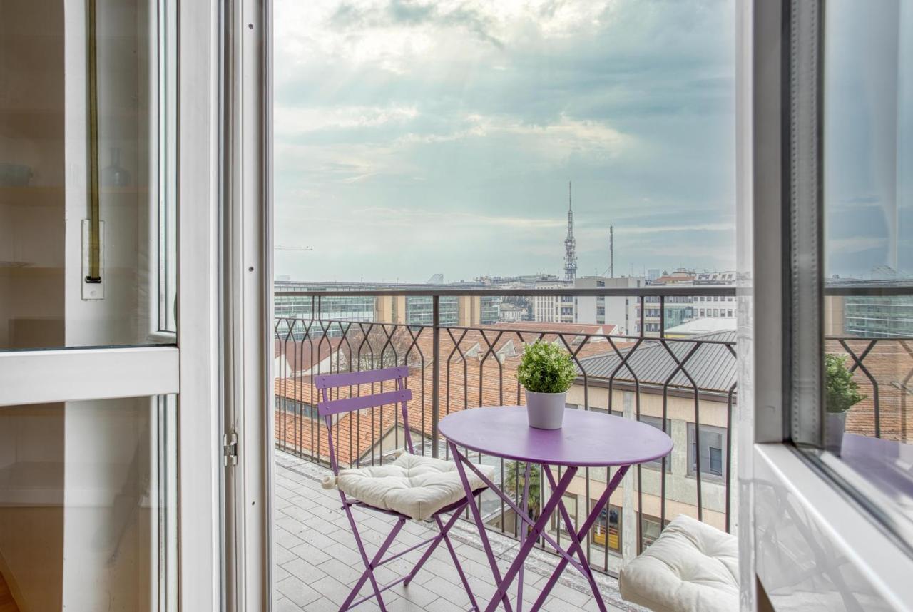 Joivy Vibrant With Balcony Apartment Milan