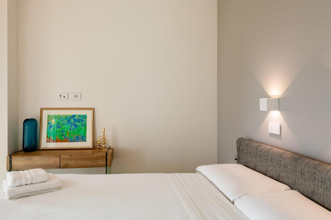 Bnbutler - Flavio Gioia, 5 - Con Vista, Citylife Apartment Milan