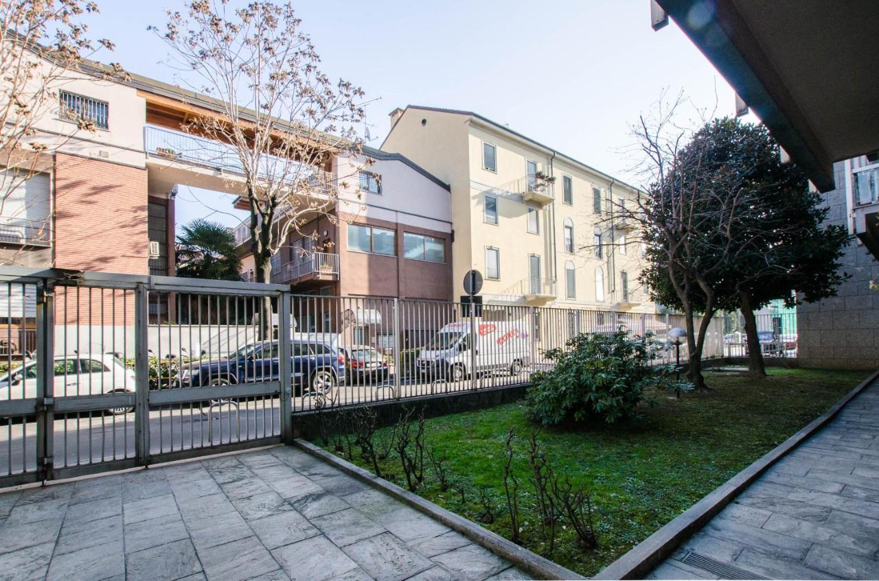 Zona Navigli - Smart House Con Tv 50 E Fast Wifi Apartment Milan