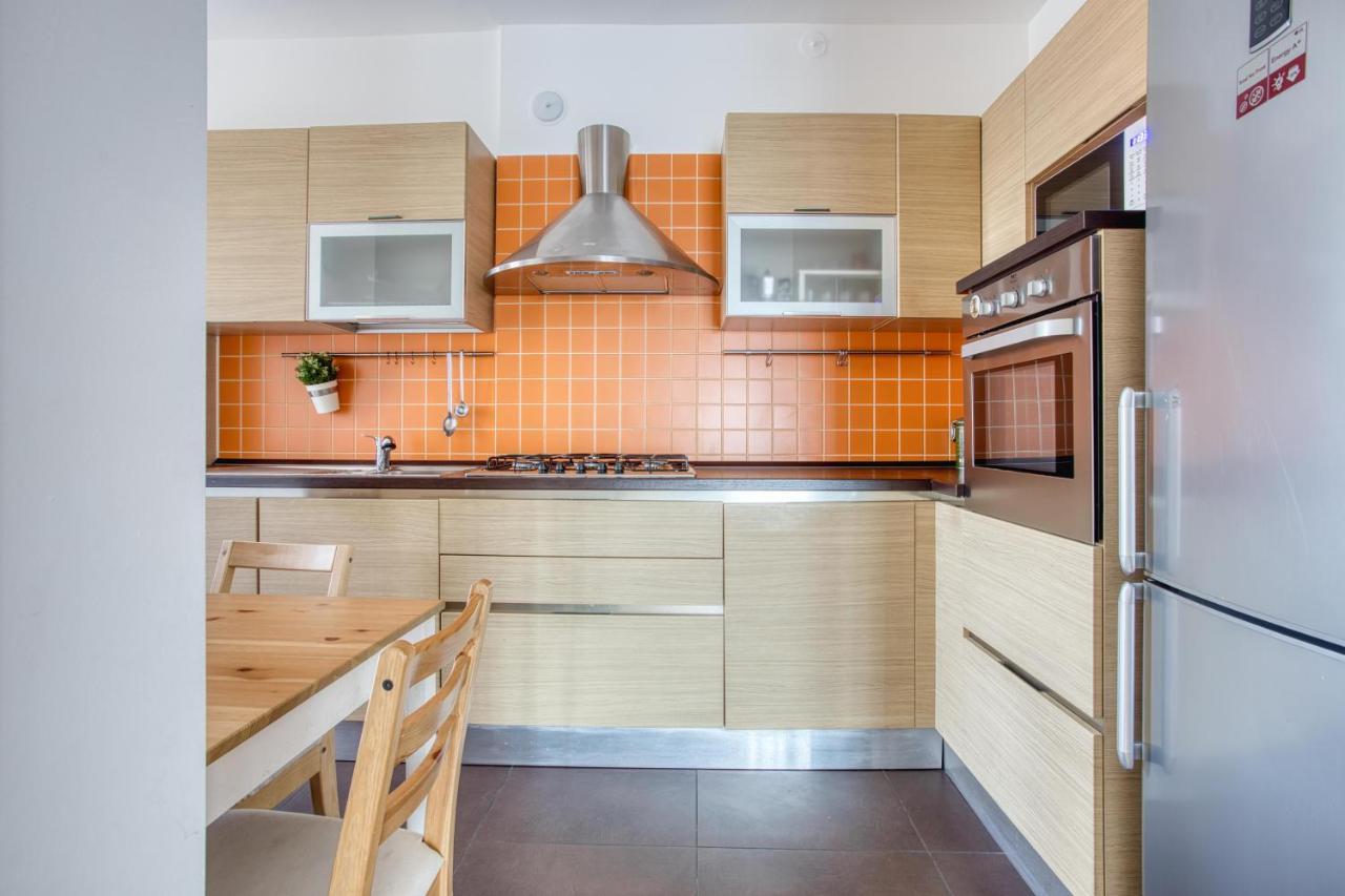 Apartment Joivy Delightful Flat In Forlanini Milan