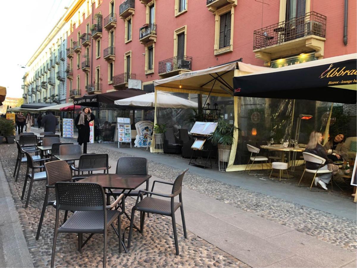 Romantici Navigli Milan