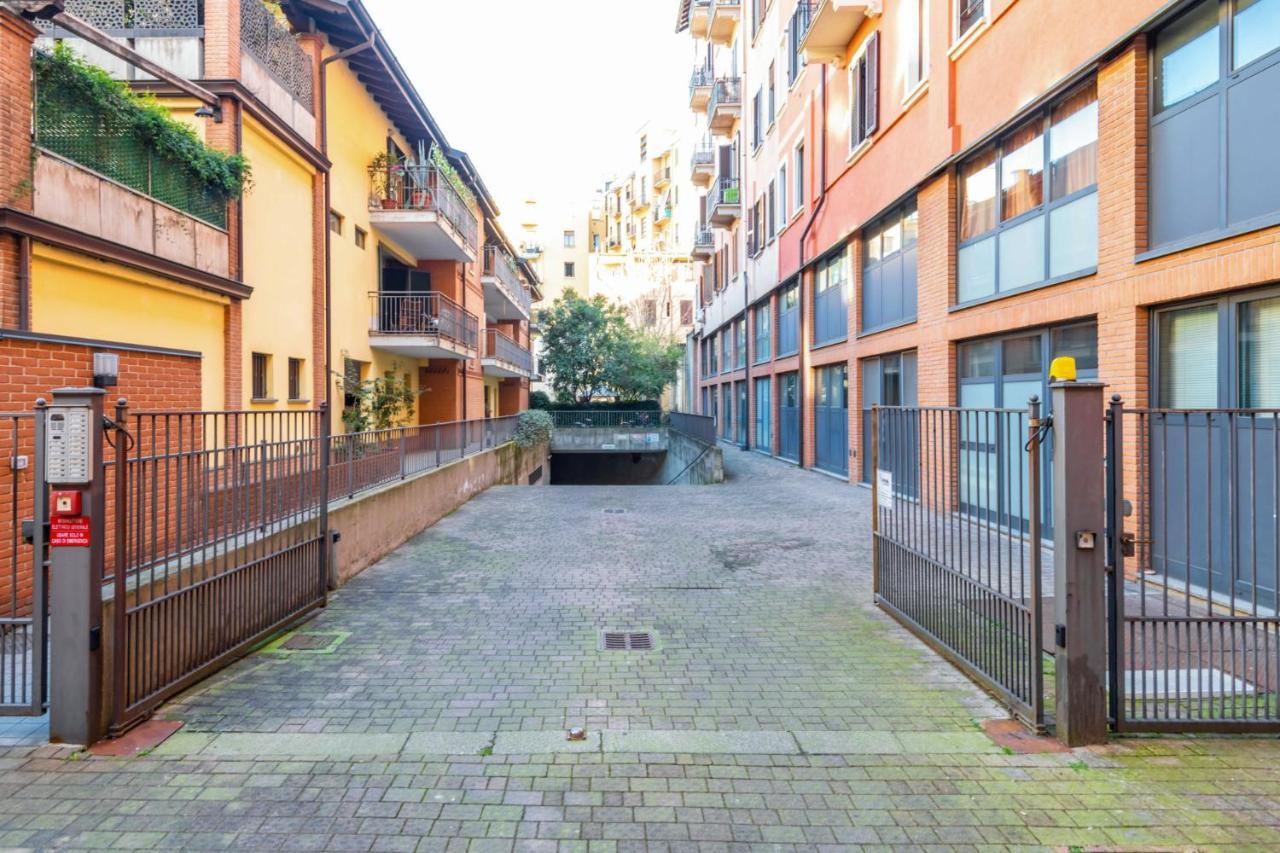 Easylife - Spazioso E Luminoso Trilocale Con Balcone A Loggia Per Pausa E Relax Apartment Milan