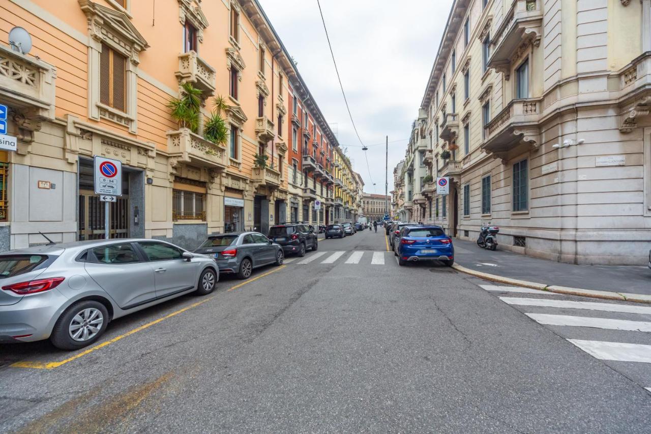 Cozy Apt - Corso Vercelli & Conciliazione M1 Apartamento Milão