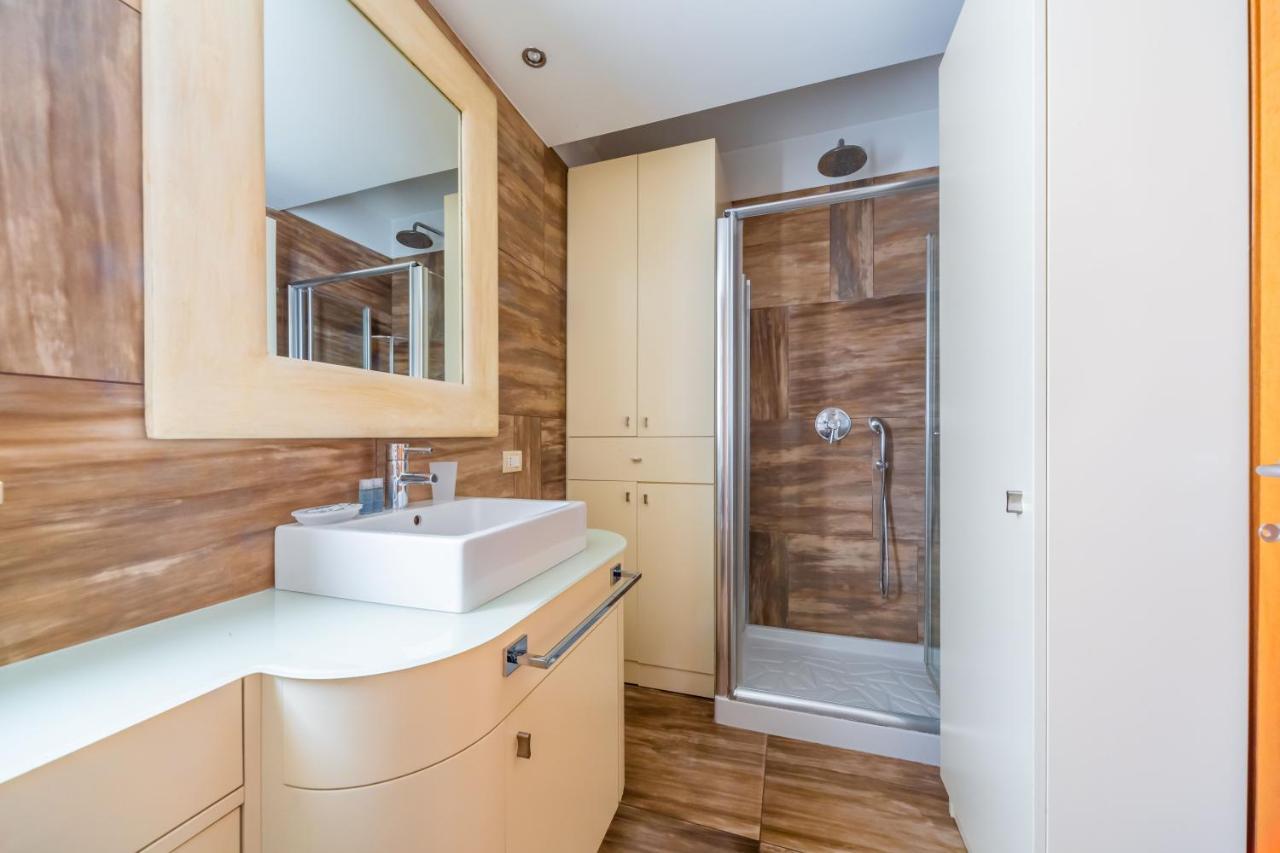 Apartamento Cozy Apt - Corso Vercelli & Conciliazione M1