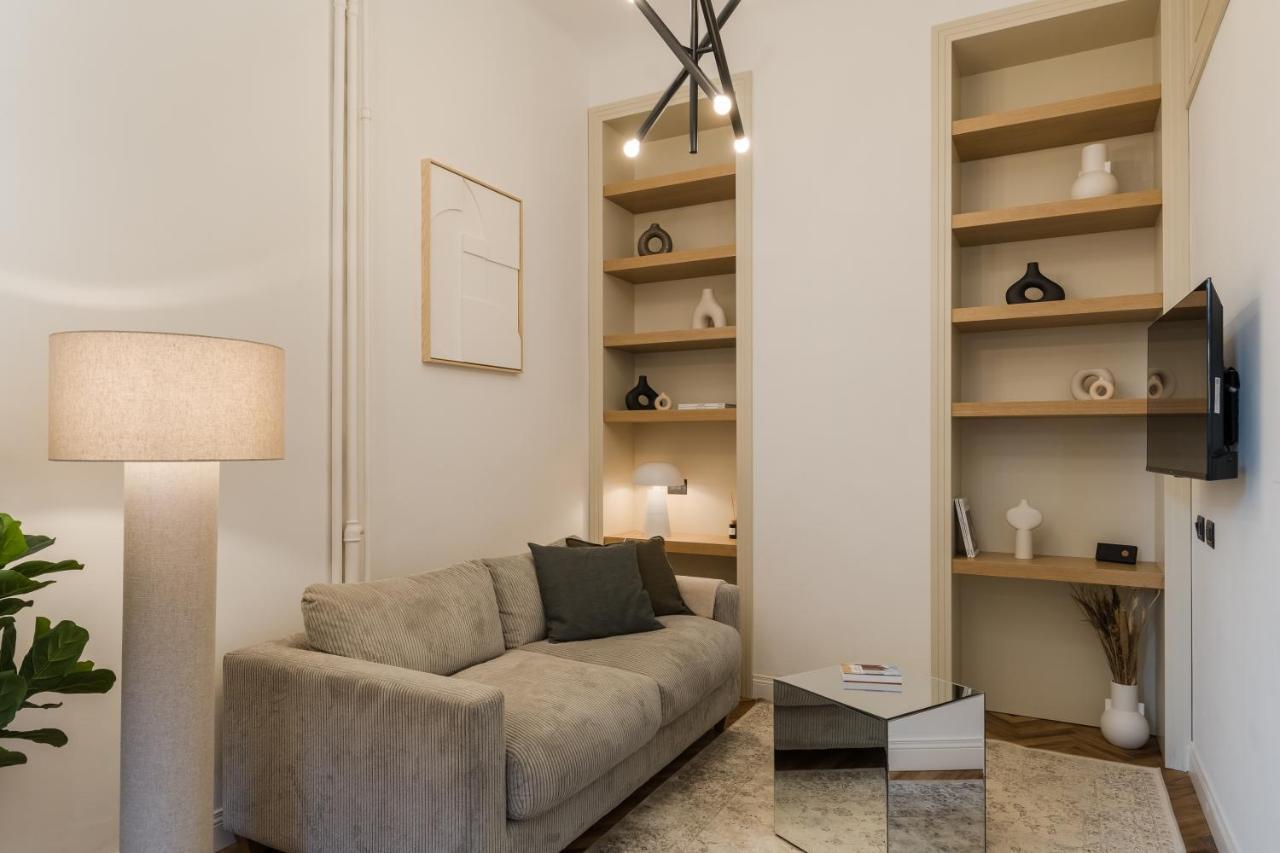 Casa Unica - Elegant With Balcony - Centrale 1 Milan