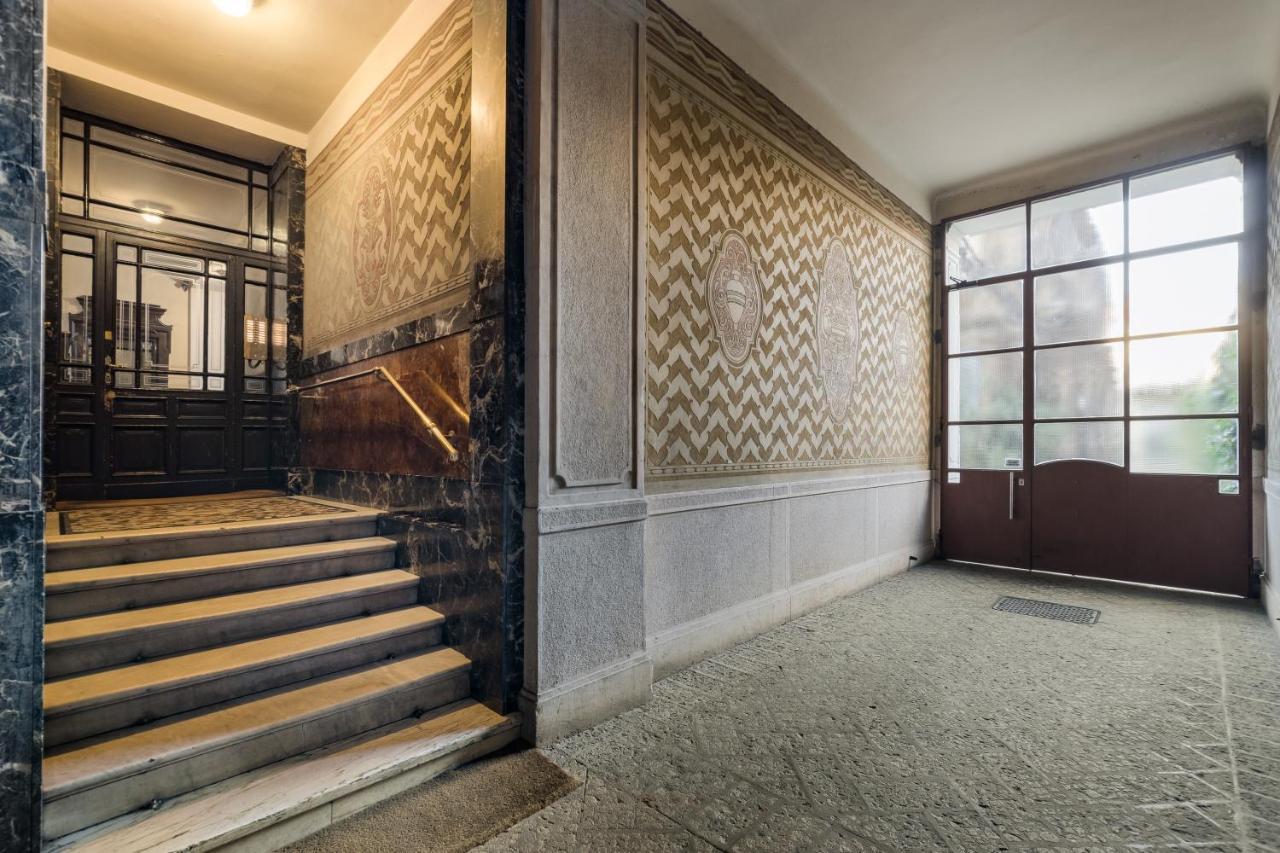 Casa Unica - Elegant With Balcony - Centrale 1 Apartment Milan