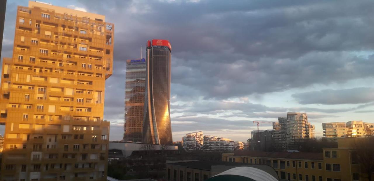 Bnbutler - Flavio Gioia, 5 - Con Vista, Citylife Apartment