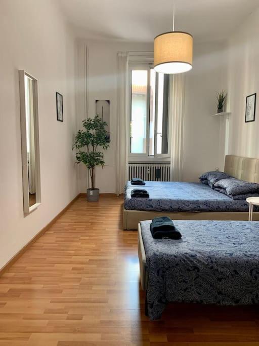 Splendido Bilocale A 4 Fermate Dal Duomo Apartment Milan