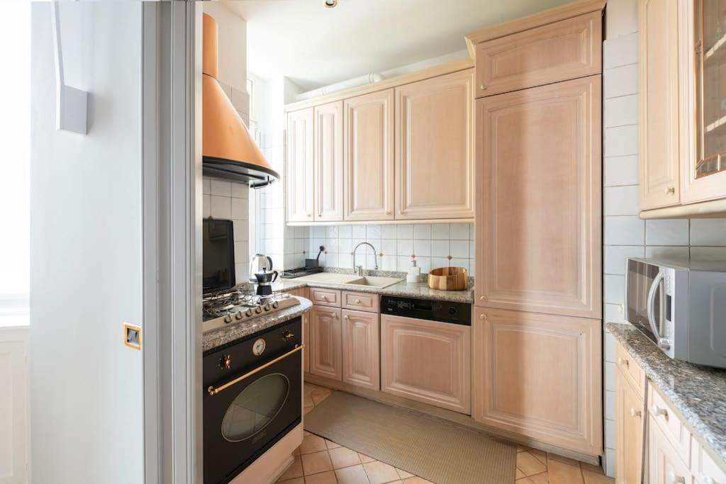 Apartment Urban Oasis Home, 6 Guests, Great Location *