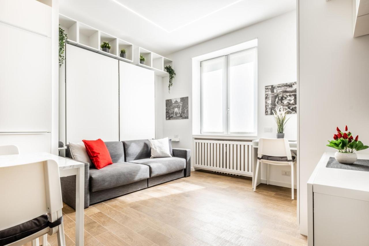 City Life House-red San Siro & Duomo Appartamento *