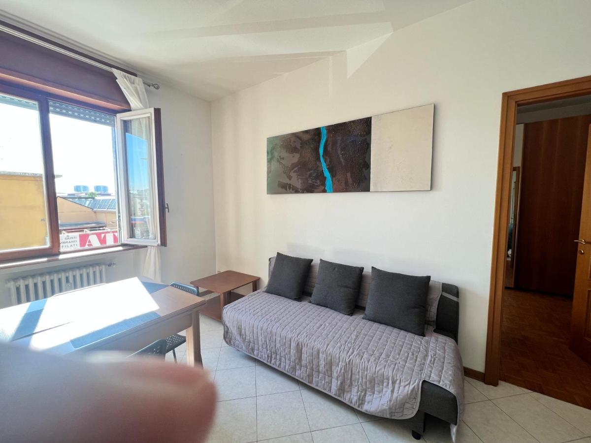 Domusmi Viale Monza 319 Apartamento