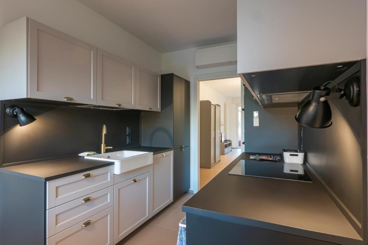 Nuovo E Ampio Con Terrazzo - Via Depretis Apartment