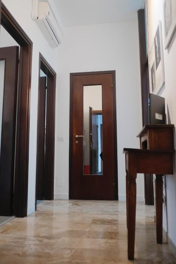 Orea Spiti - Drawings In Teodosio Appartamento *