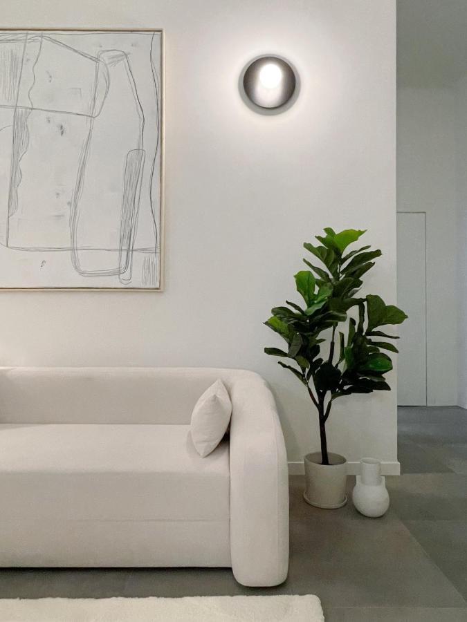 Casa Unica - Spacious & Contemporary - Bullona I Apartment Milan