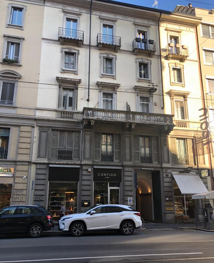 Casa Vercelli Delizioso Bilocale Moderno Nella Vecchia Apartamento Milão