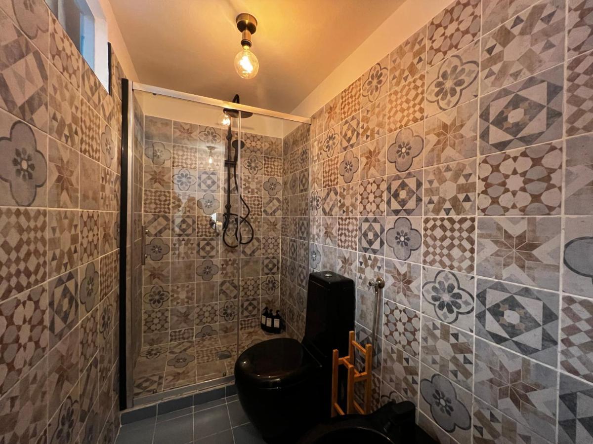 Apartamento Regina Ai Navigli - Sky Tv, Wifi And Breakfast Box