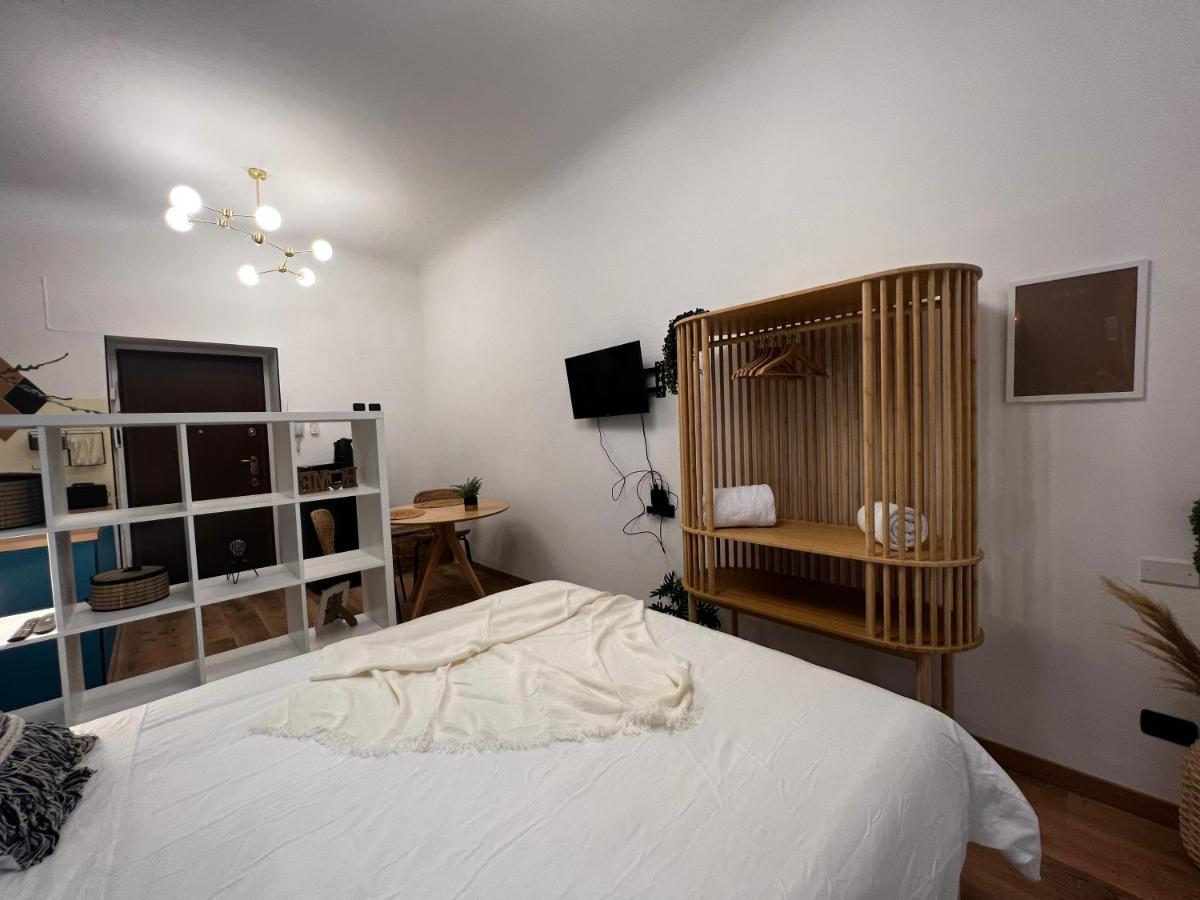 Regina Ai Navigli - Sky Tv, Wifi And Breakfast Box