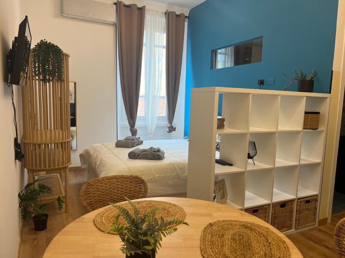 Regina Ai Navigli - Sky Tv, Wifi And Breakfast Box Apartamento