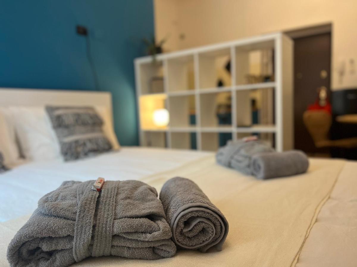 Regina Ai Navigli - Sky Tv, Wifi And Breakfast Box Apartamento *