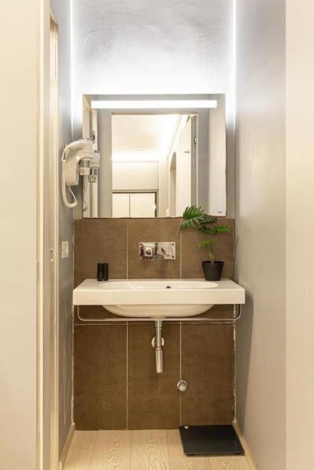 Apartment Arco Della Pace Loft Di Lusso