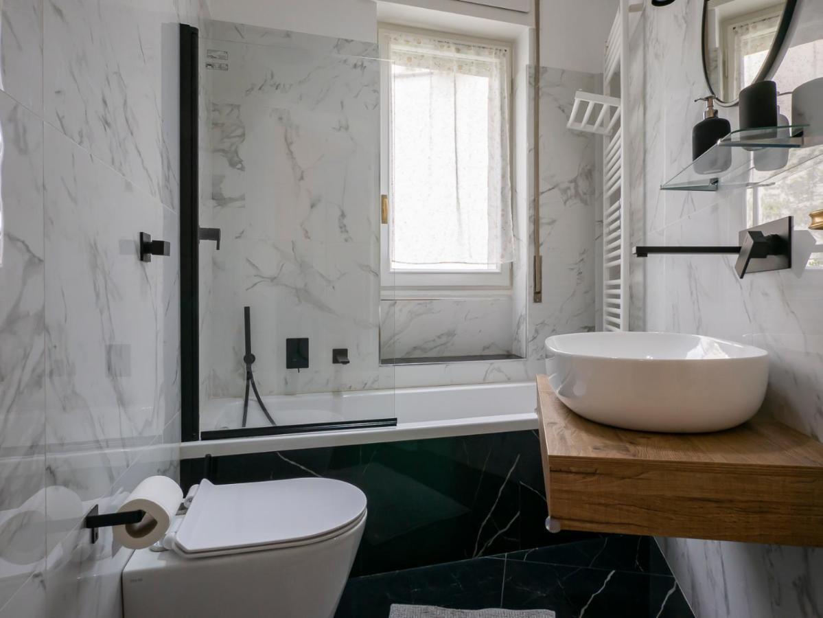 Apartment I Host - Marescalchi 9 Milan