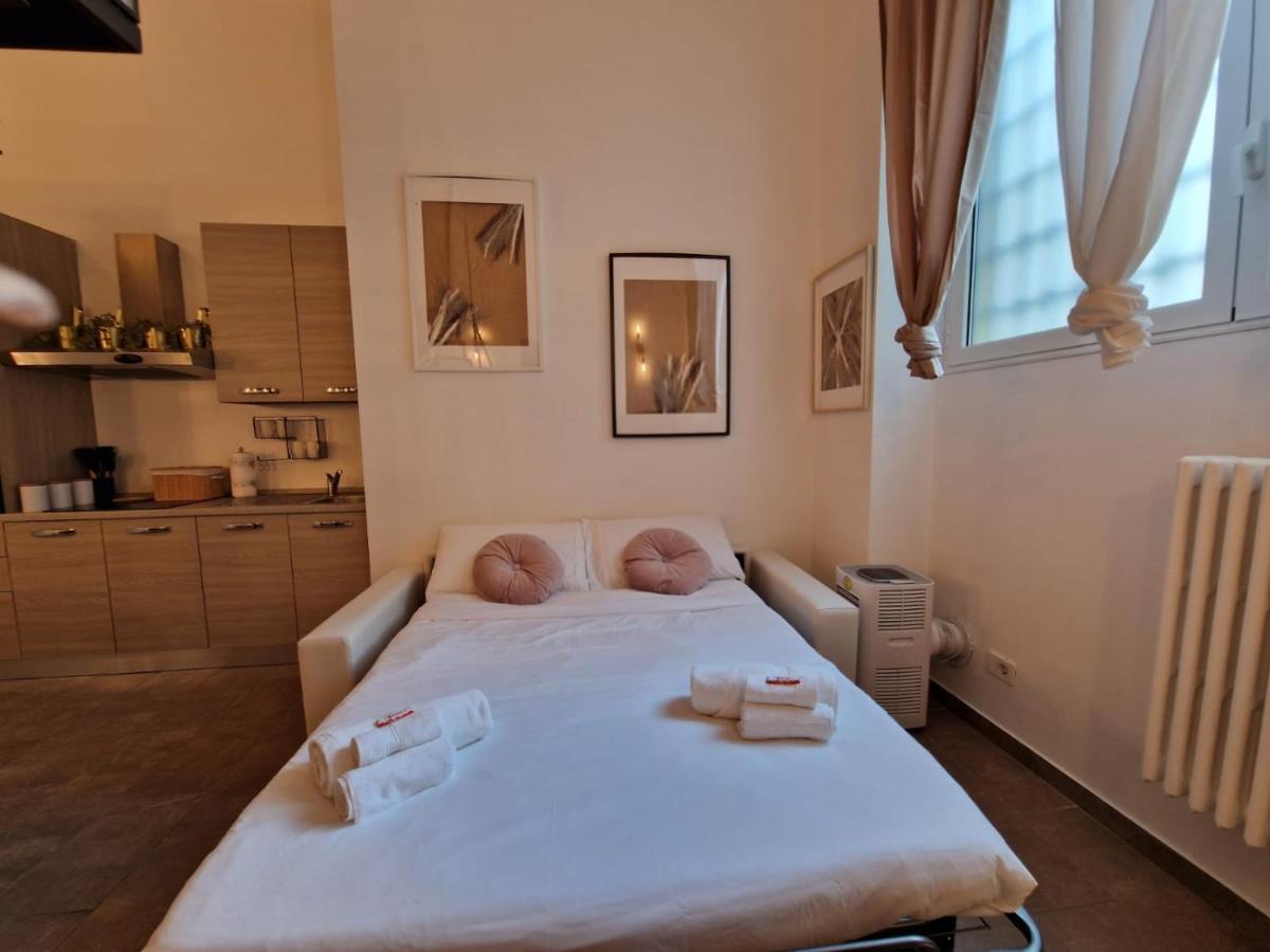 Regina In Porta Romana 2 - Sky Tv, Wifi E Breakfast Box Milan