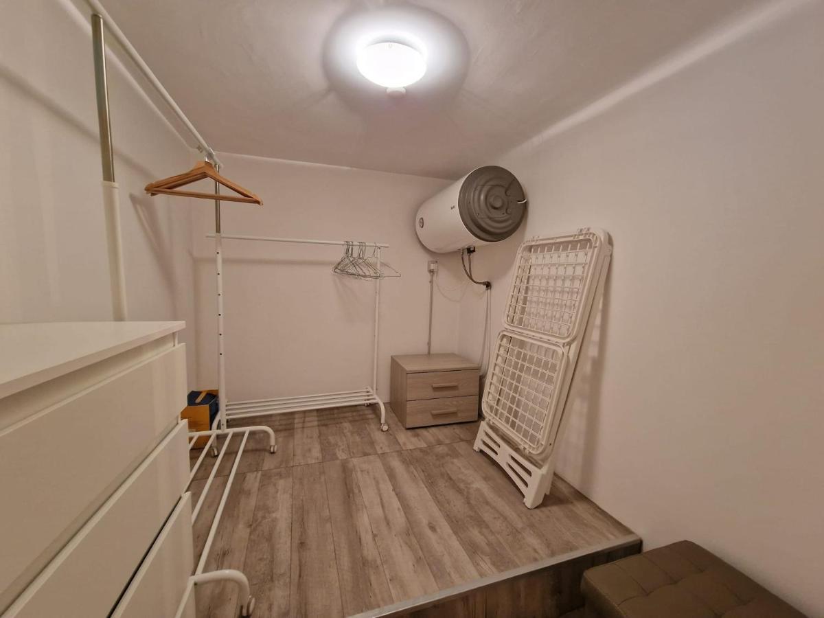 Apartment Regina In Porta Romana 2 - Sky Tv, Wifi E Breakfast Box Milan