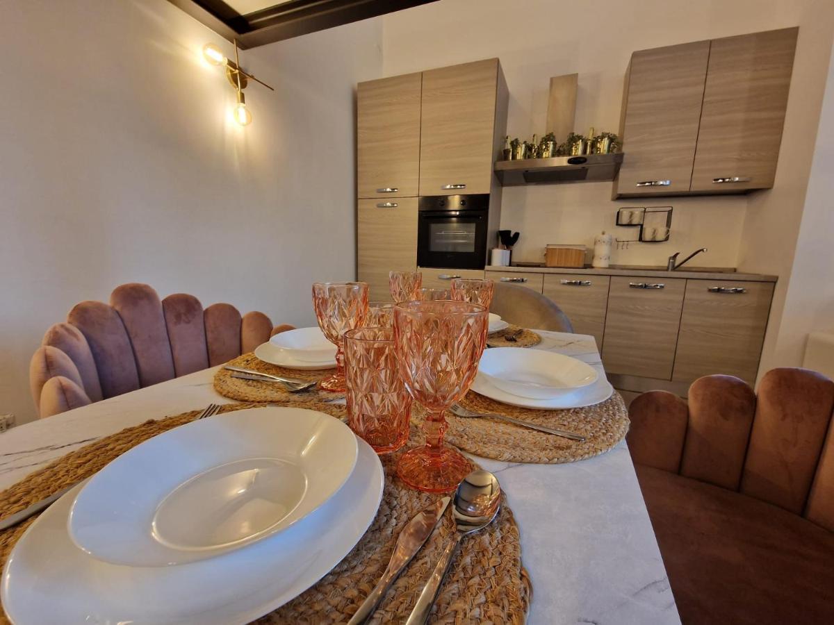 Apartment Regina In Porta Romana 2 - Sky Tv, Wifi E Breakfast Box Milan