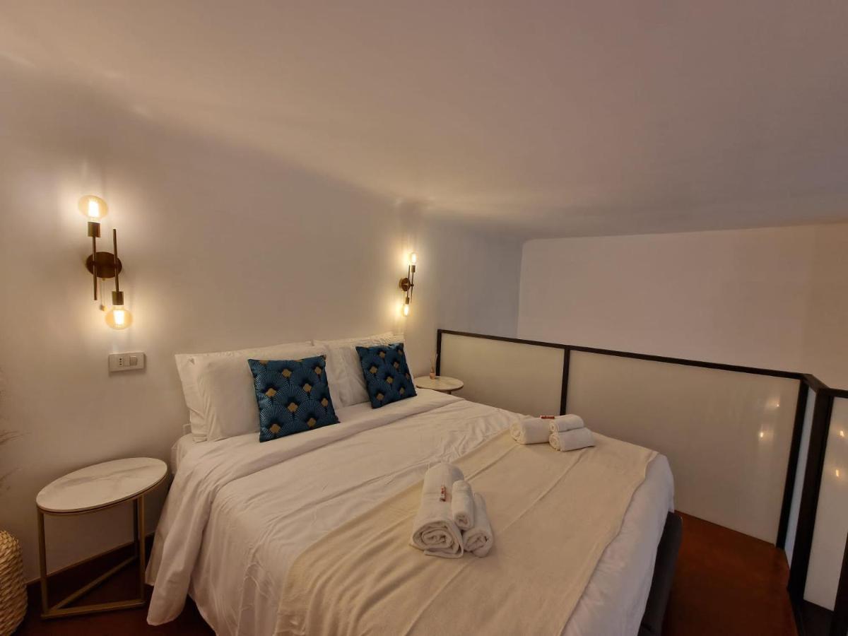 Apartment Regina In Porta Romana 2 - Sky Tv, Wifi E Breakfast Box *