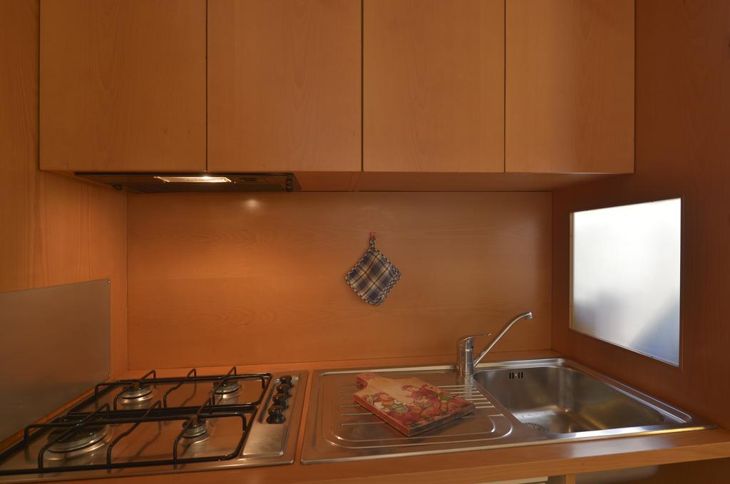 Via Ciro Menotti Halldis Apartment