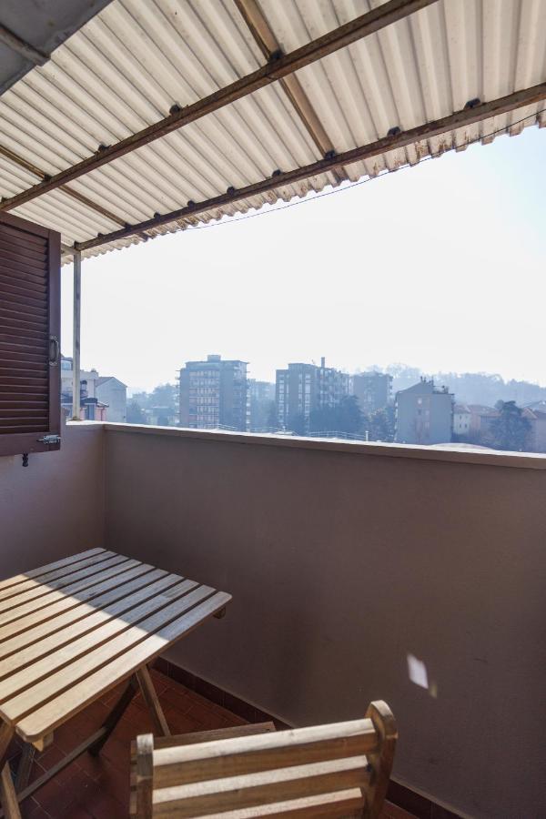 Xenia - Newly Renovated Flat In Fiera Area * Milão
