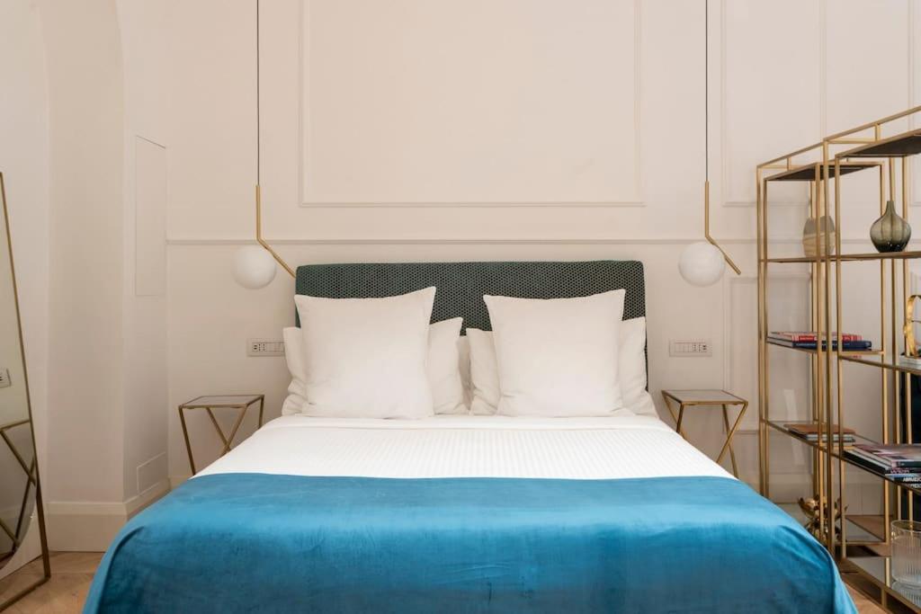 Apartment La Scala Suite-luxury Milan
