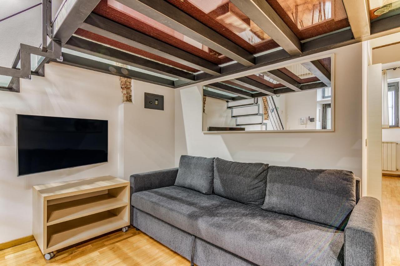 Ferrari Apartment Milan