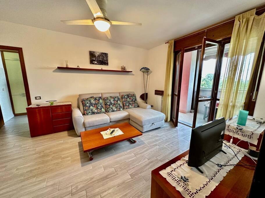 Tranquilla Terrazza Nel Verde Con Garage By Revenue House Apartment Milan