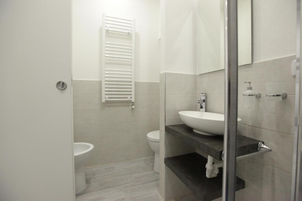 Apartment Amazing In Center With Balcony Milan
