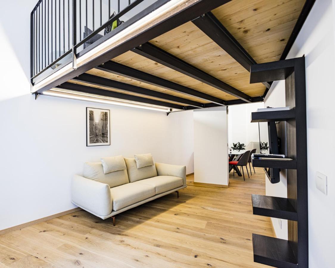 Loft La Sedia Rossa - Centro Storico * Milan
