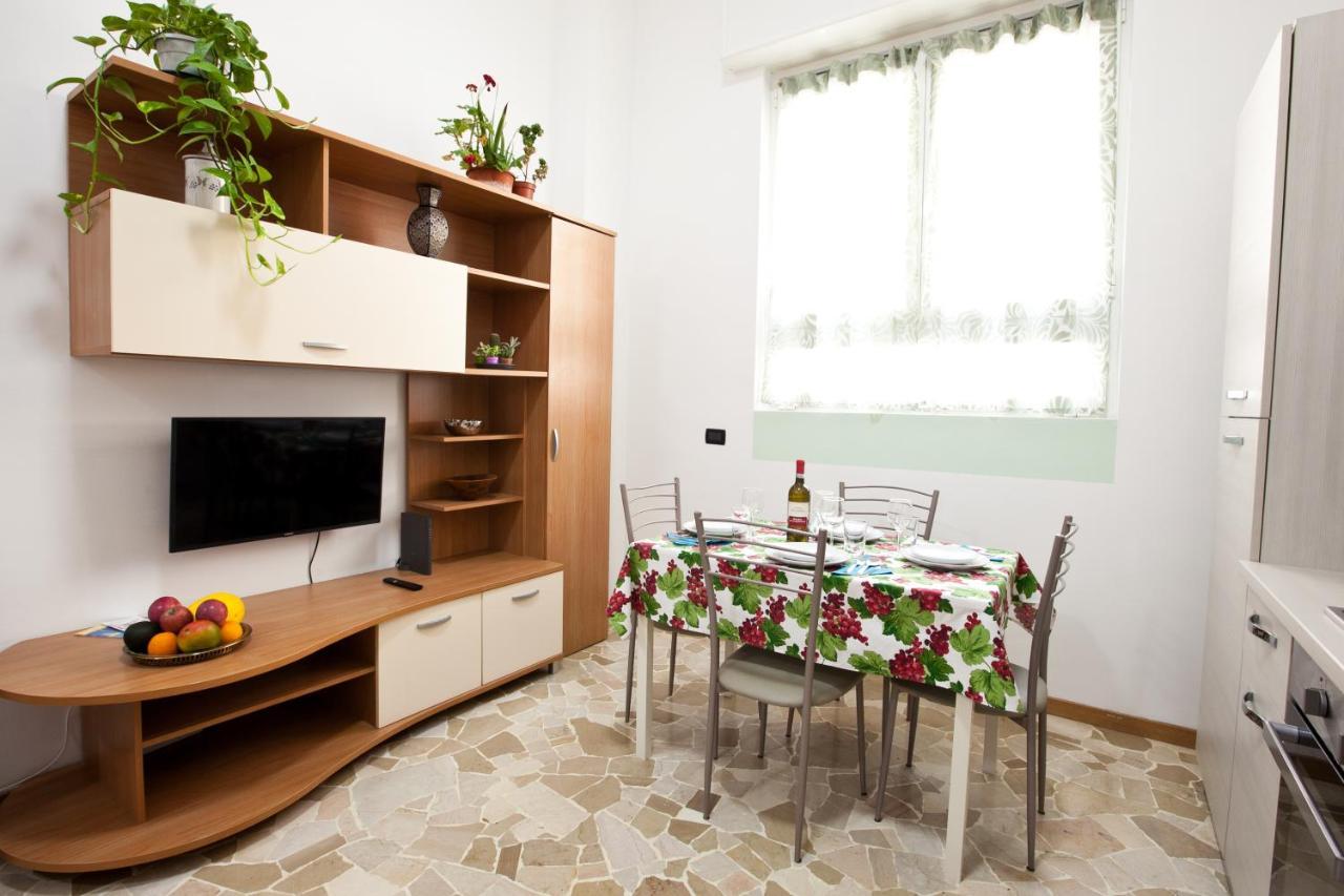 Apartment Bilocale A 400m Dalla Stazione Di Lambrate - Casa Abano Milan